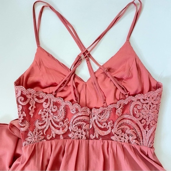 Lulu’s Rusty Rose Lace Back Maxi Dress Pintucked Chiffon Surplice Spaghetti L - Picture 6 of 10